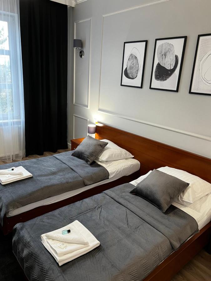 Hotel Nad Stara Nida *** à Pinczow Extérieur photo