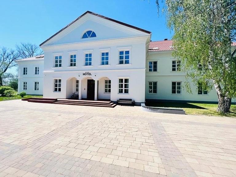 Hotel Nad Stara Nida *** à Pinczow Extérieur photo